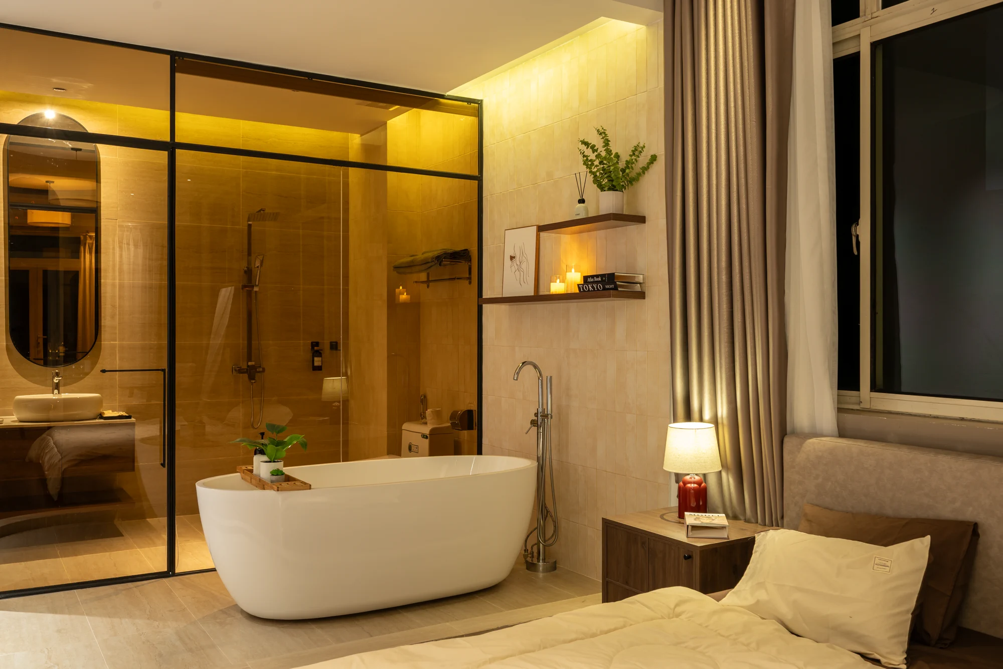 Bồn tắm trong phòng tắm Ladi Soleil